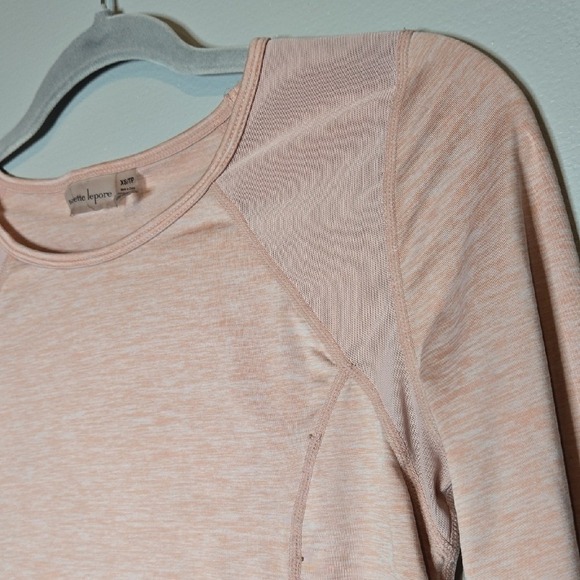 Nanette Lepore Active Wear Top, Thumb Holes, Pink, women's Size XS - Picture 3 of 7